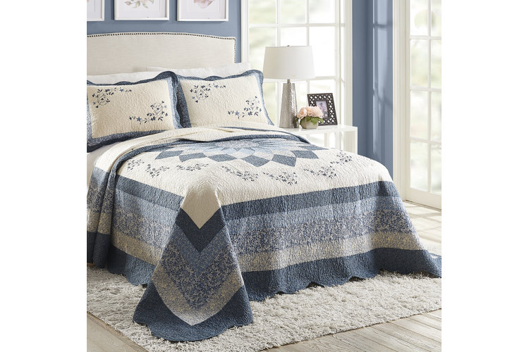 Top 10 Country / Farmhouse Gray & Silver Bedding Sets in 2023 Wayfair